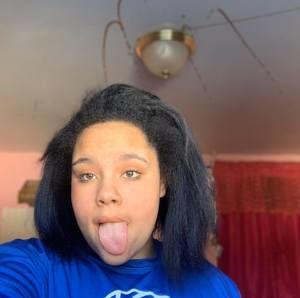 Meet your Posher, Naomi